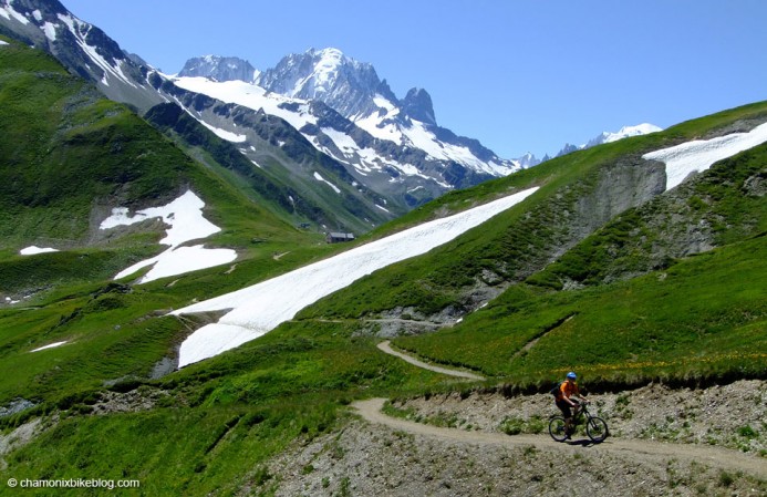 Heading for the col, dodging the snow.