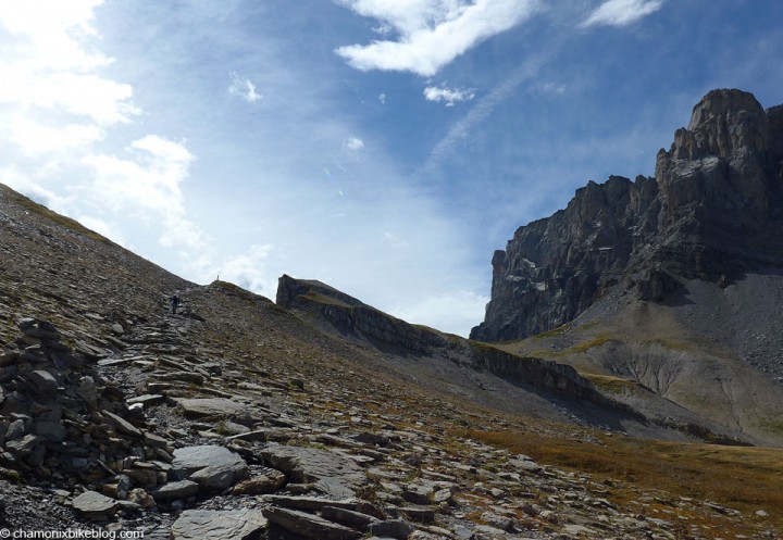 Start with a strong shot, end with a strong shot, Lorne descending from Col d'Anterne.